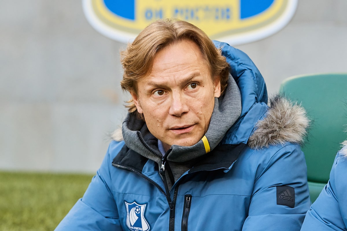 Валерий Карпин
