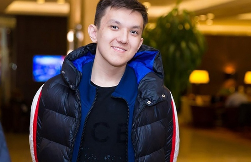 Naive-, керри V Gaming