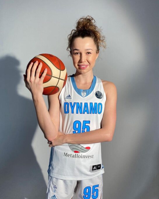 Аделина Абайбурова