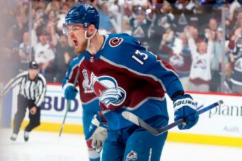 Ничушкин помог «Колорадо» продлить победную серию в НХЛ