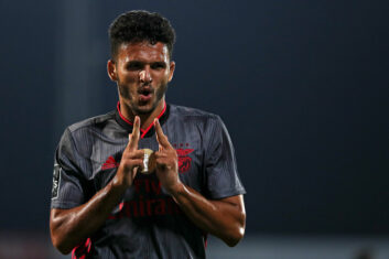 «Бавария» и «Ньюкасл» ведут борьбу за трансфер нападающего «Бенфики»