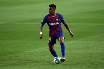 «Барселона» не спешит предлагать новый контракт Алексу Бальде