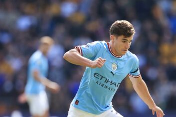 Форвард Хулиан Альварес высказался о дерби с «Манчестер Юнайтед»