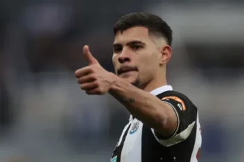 Бруно Гимарайнс претендует на звание «Лучший полузащитник «Ньюкасла»