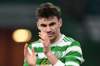 Скауты «Арсенала» и «Ньюкасла» следили за футболистом «Селтика» в ЛЧ