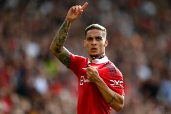 Рэй Парлор раскритиковал форварда МЮ Антони