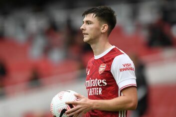 Микель Артета снова оставил Кирана Тирни на скамейке запасных