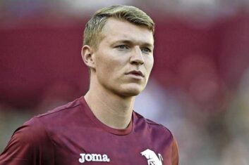 «Ливерпуль» рассматривает Перра Схюрса в качестве замены Вирджилу ван Дейку