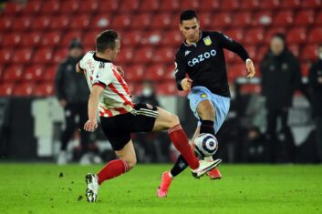 Нападающий «Астон Виллы» не хотел уходить из клуба прошлым летом