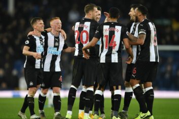 «Манчестер Юнайтед» проиграл «Ньюкаслу» и потерял место в тройке лидеров АПЛ