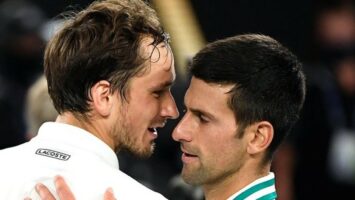 Даниил Медведев проиграл Новаку Джоковичу в последнем матче Итогового турнира АТР