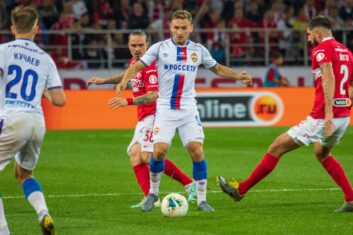 Нападающий ЦСКА Федор Чалов покинул расположение сборной России