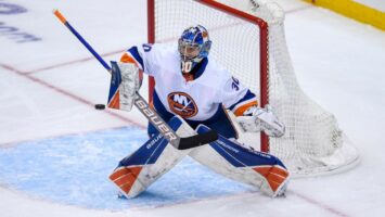Илья Сорокин отразил 30 бросков в матче «Айлендерс» против «Торонто»