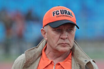 Система VAR убивает футбол — президент «Урала»