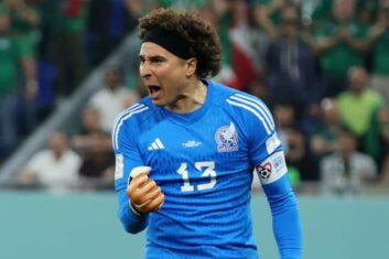 Гильермо Очоа выбран игроком матча Мексики против Польши