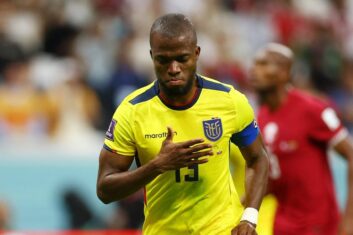 ФИФА отреагировала на подозрения в умышленном сокрытии массового ухода фанатов с матча