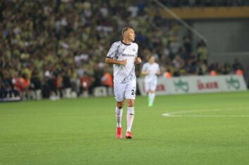 Спортивный директор «Лацио» высказался о переходе Артема Дзюбы в «Венецию»