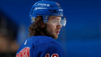 Панарин прервал 12-матчевую серию без голов