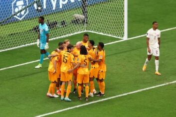 Сборные Нидерландов и Сенегала вышли в плей-офф чемпионата мира
