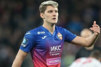 Пономарев отговаривает Дивеева переходить в «Зенит»