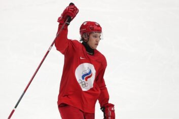 Лучший молодой игрок КХЛ прошлого сезона готовится перебраться в НХЛ