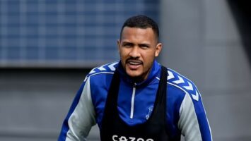 Экс-игрок «Зенита» расторг контракт с «Эвертоном»