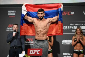 Царукян заявил, что весь бой пытался задушить Исмагулова