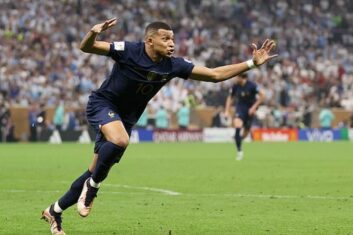 Французы сравняли счет в матче с Аргентиной