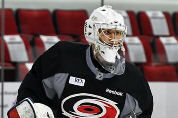 Россиянин Кочетков стал второй звездой дня в НХЛ