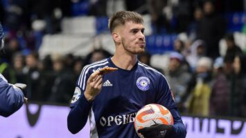 Владимир Сычевой официально стал игроком «Крыльев Советов»