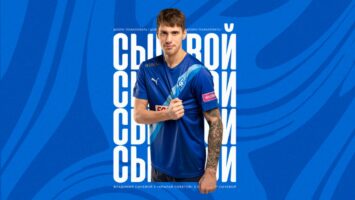 Владимир Сычевой посетил арену «Крыльев Советов»