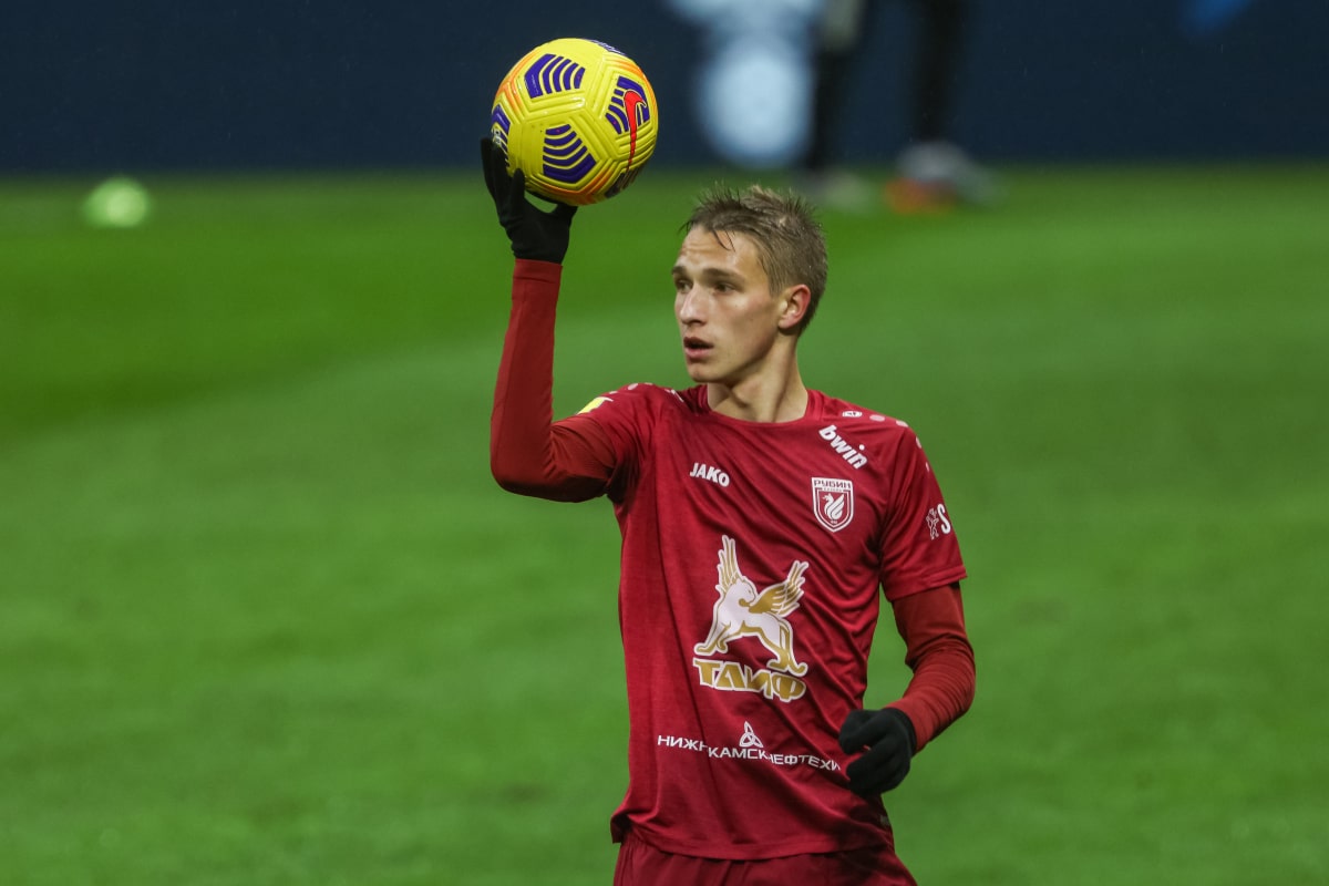 Илья Самошников