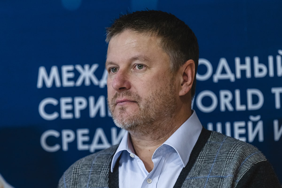 Евгений Кафельников
