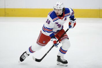 Панарин вышел на седьмое место среди левых крайних нападающих НХЛ