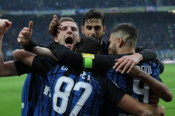 «Наполи» проиграл в первом матче после возобновления Серии А