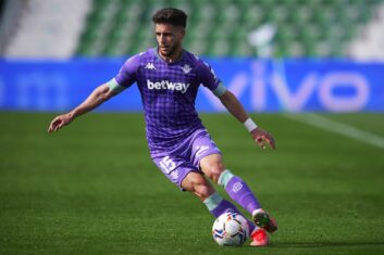 «Астон Вилла» близка к подписанию Алекса Морено