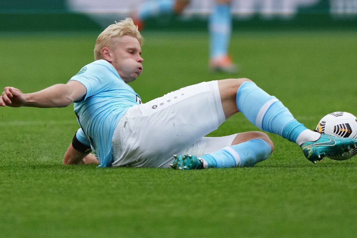 Виктор Александров