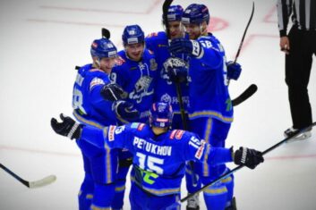 Хоккеисты ЦСКА упустили победу над «Барысом» в матче КХЛ