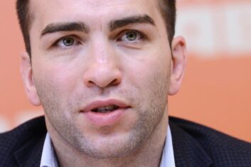 Гаджиев полагает, что Нурмагомедов легко победит Барселоса