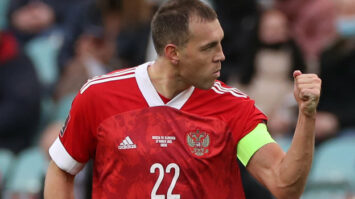 В «Торпедо» опровергли приезд Дзюбы на тренировочные сборы