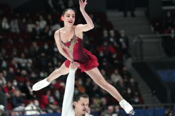 Карина Акопова рассказала о сроках возвращения на лед