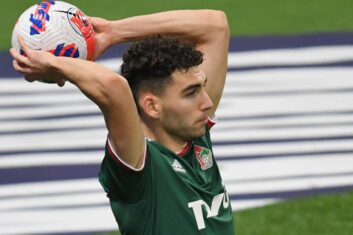 Тикнизян сожалеет, что Баринов может покинуть «Локомотив»