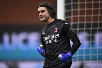«Милан» решил расстаться с вратарем Татарушану — СМИ