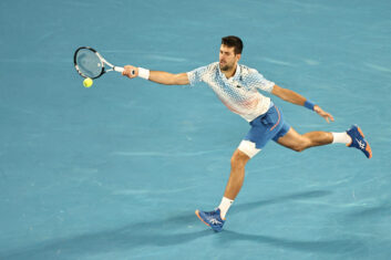 Джокович в трех сетах обыграл Пола и вышел в финал Australian Open