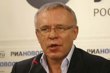 Фетисов рассказал, когда Овечкин побьет рекорд Гретцки