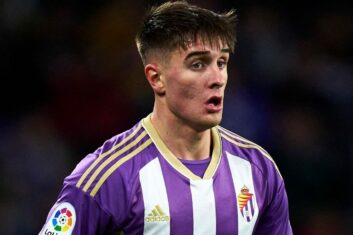 «Барселона» вступила в борьбу за талантливого испанского защитника
