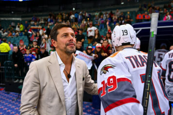 «Авангард» и СКА устроили перестрелку в матче КХЛ