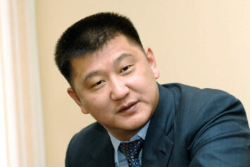 СБР: лидеры сборной России по биатлону не будут менять гражданство