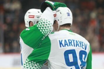 «Салават Юлаев» выиграл «Авангард» и продлил победную серию