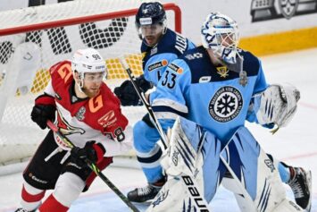 «Авангард» победил «Сибирь» и увеличил счет в серии Кубка Гагарина